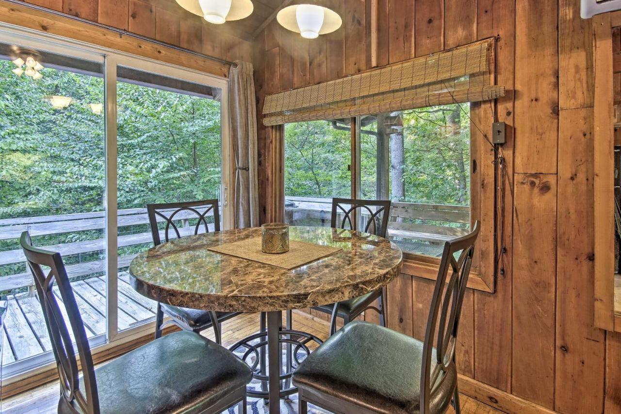 Secluded Stanardsville Cabin With 10 Acres And Hot Tub Eksteriør bilde